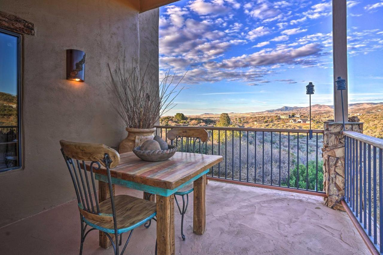 Adobe Arizona Home With Mountain Views And Grill Space Dewey-Humboldt Buitenkant foto